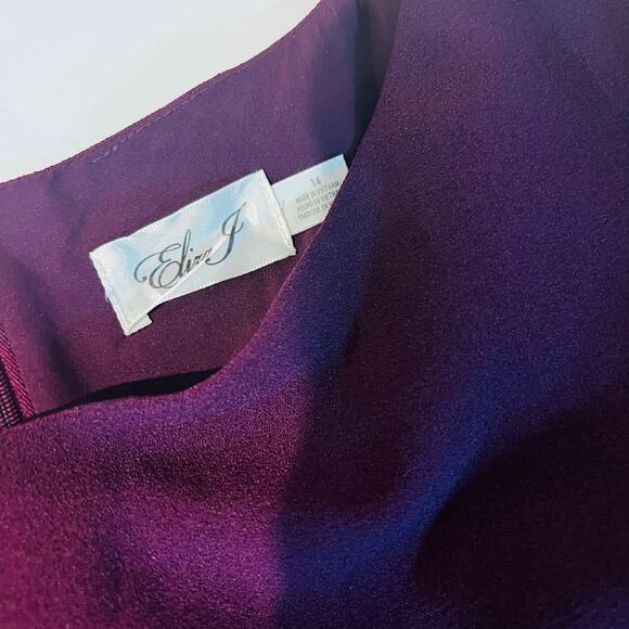 Eliza J Crew Neck Lattice Lace Detail Dress Size 14 Plum - Picture 4 of 8